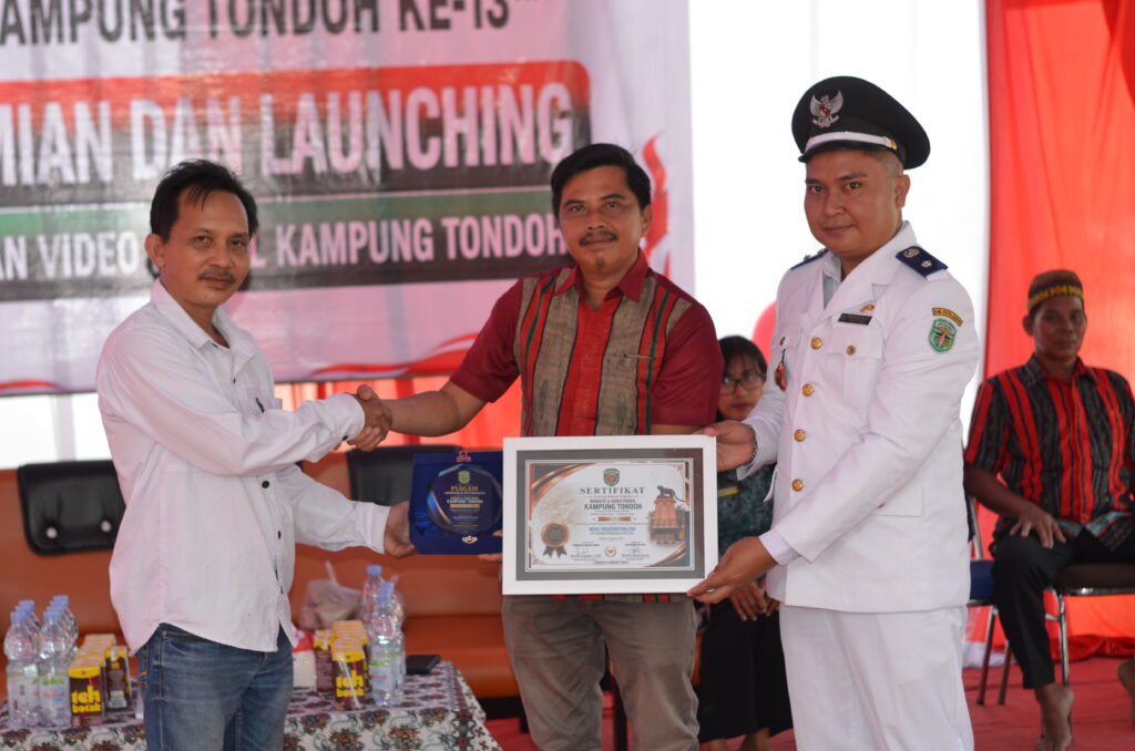 Camat MMB Resmikan Website dan Video Profil Kampung Tondoh, Dorong Potensi Kampung Makin Dikenal