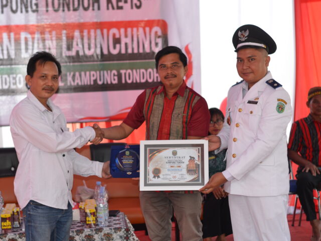 Camat MMB Resmikan Website dan Video Profil Kampung Tondoh, Dorong Potensi Kampung Makin Dikenal